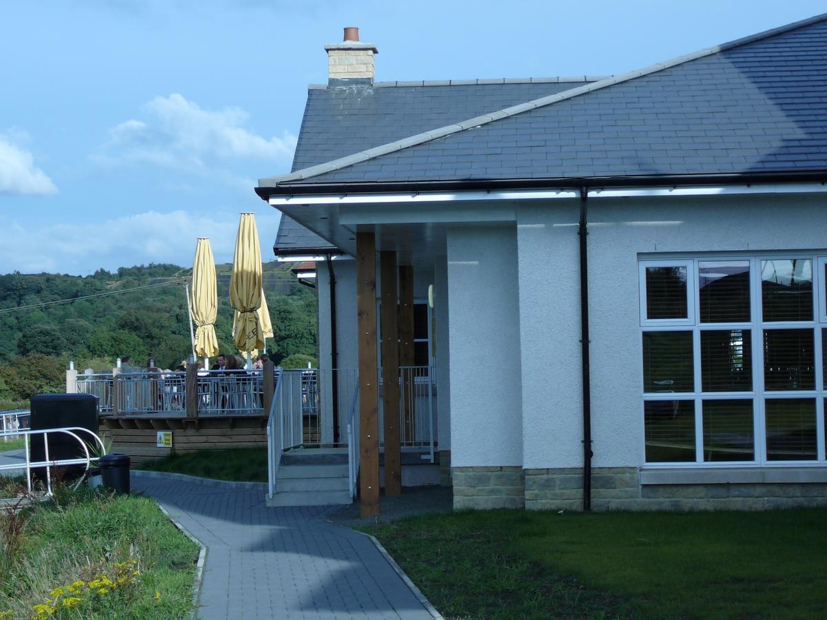 The Boat House Hotel Kilsyth Exterior photo